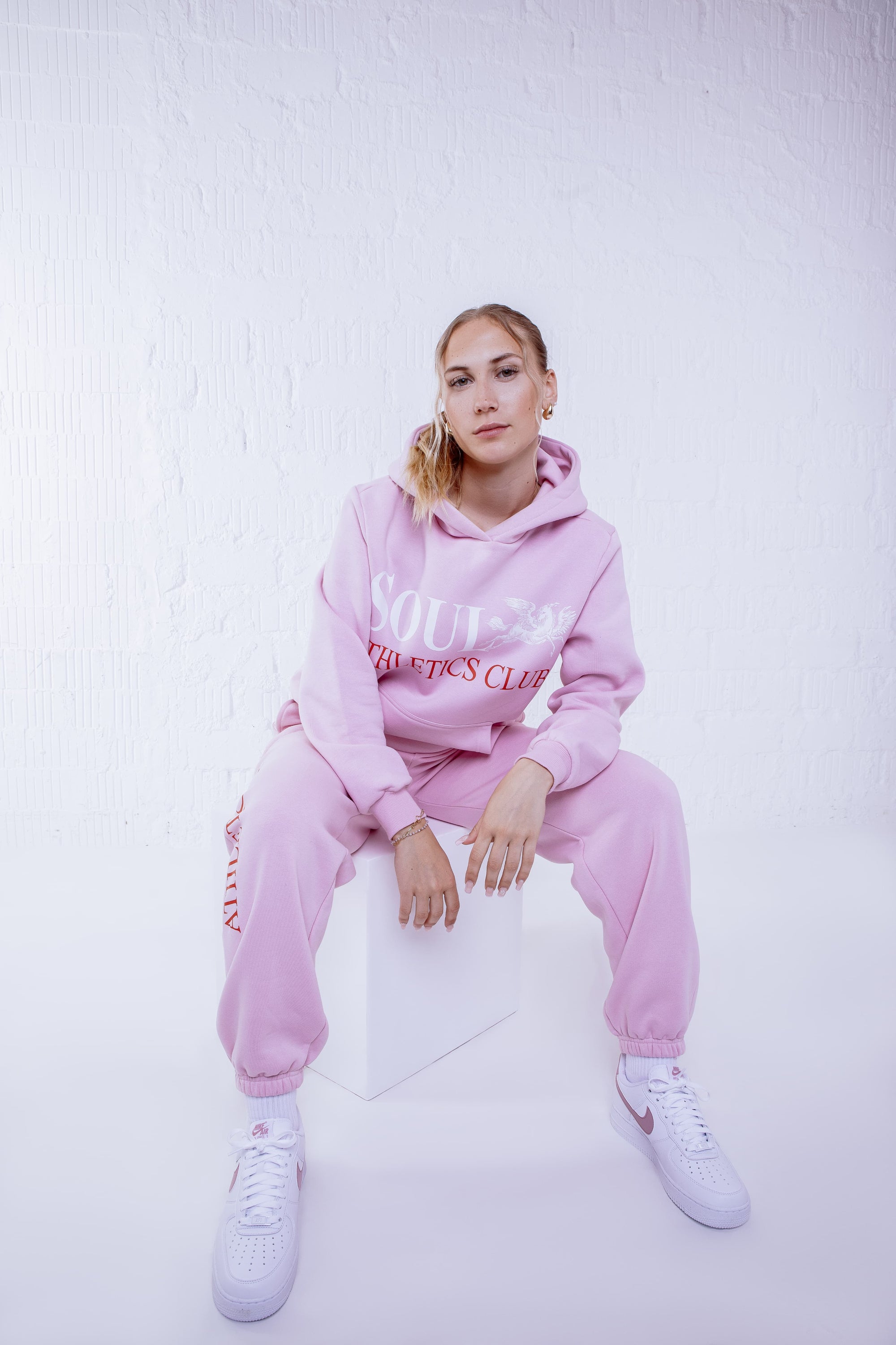 Soul Ova Gold Clothing Women’s Sky Standard Fluffy Sweatsuit Set – Powder Pink Women’s Sky Standard Fluffy Sweatsuit Set – Powder Pink